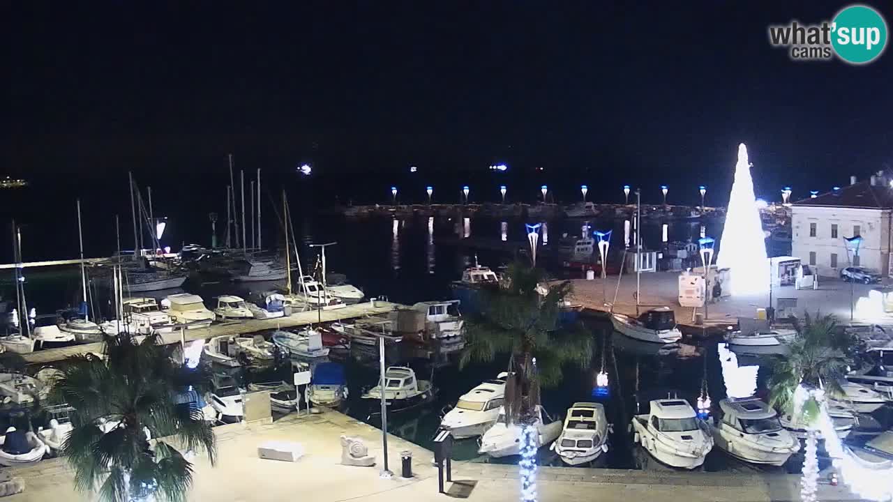 Webcam Koper – Panorama des Jachthafens und der Promenade vom Hotel Grand Koper