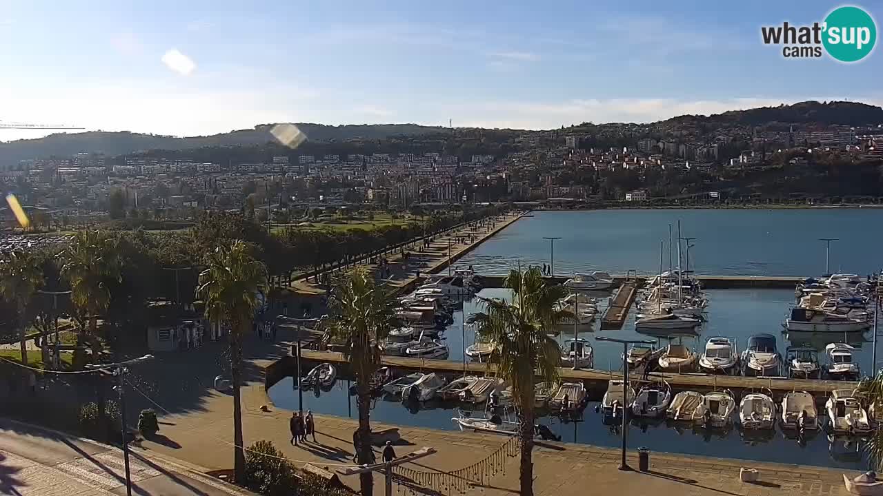 Webcam Koper – Panorama of the marina and promenade from the Grand Hotel Koper