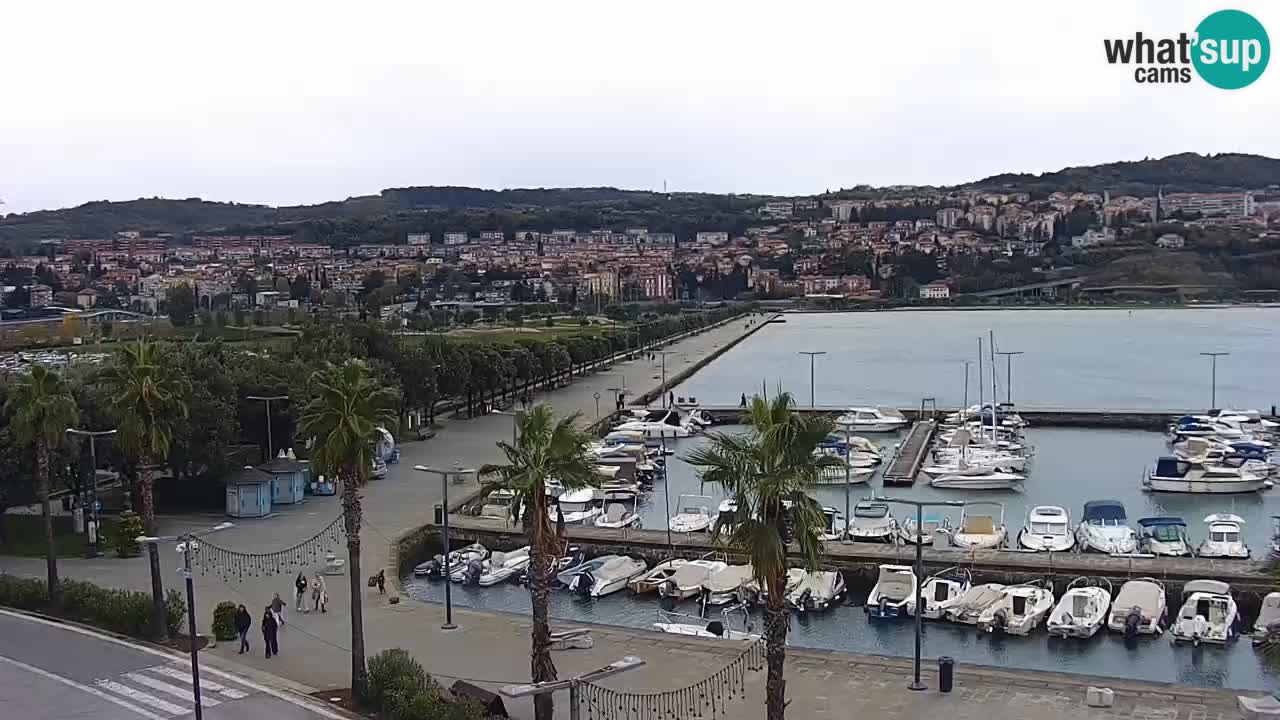 Webcam Koper – Panorama of the marina and promenade from the Grand Hotel Koper