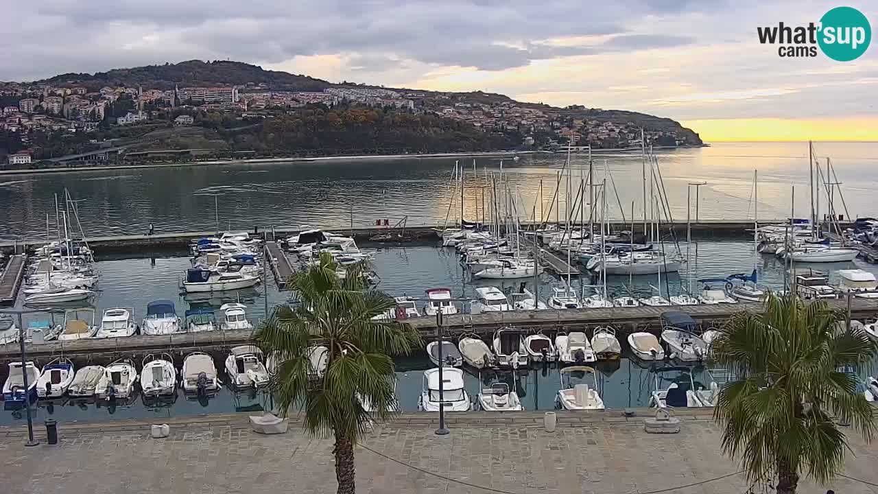 Webcam Koper – Panorama de la marina et de la promenade depuis le Grand Hotel Koper