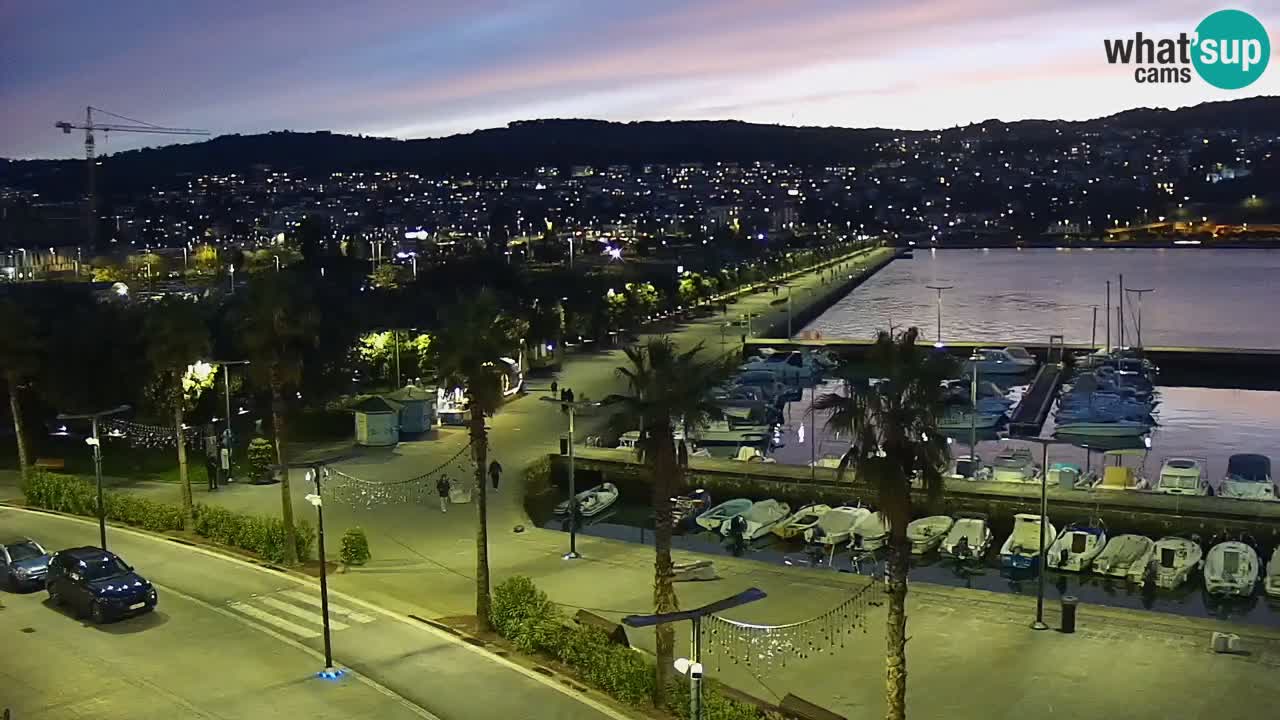 Web kamera Koper – marina i promenada – hotel Grand Koper