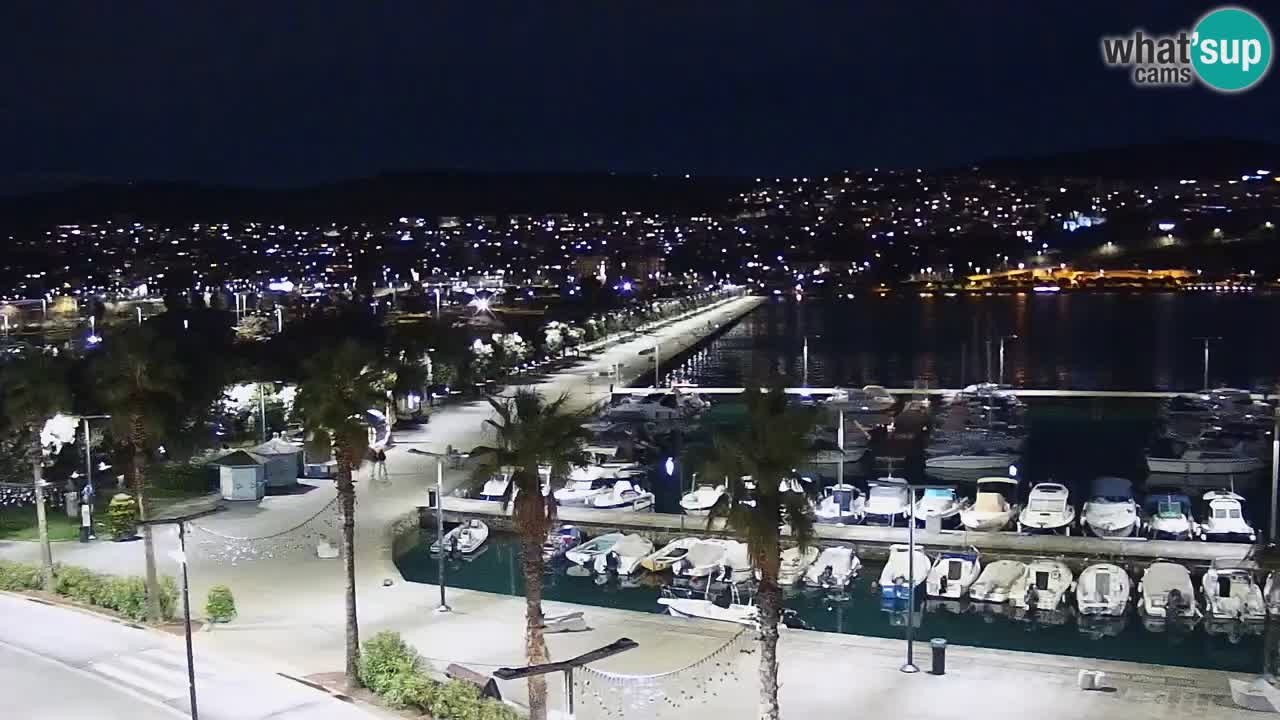 Webcam Koper – Panorama of the marina and promenade from the Grand Hotel Koper