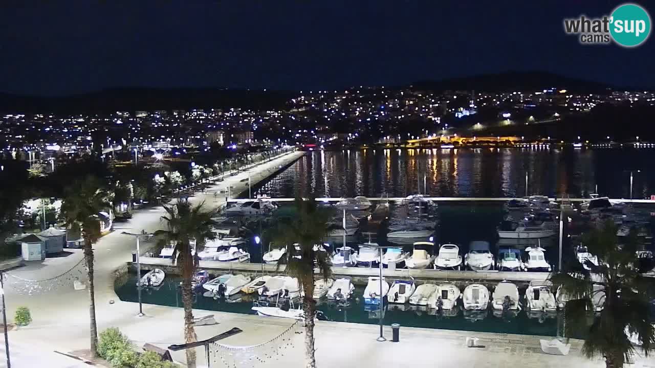 Webcam Koper – Panorama des Jachthafens und der Promenade vom Hotel Grand Koper