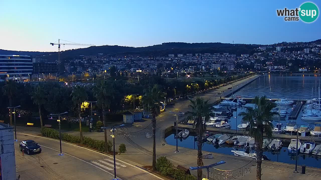 Web kamera Koper – marina i promenada – hotel Grand Koper