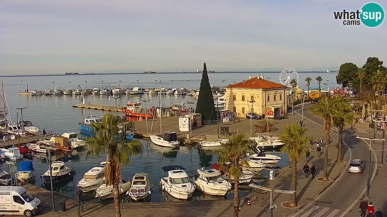 Camera en vivo Koper – puerto deportivo y paseo marítimo desde el Hotel Grand Koper