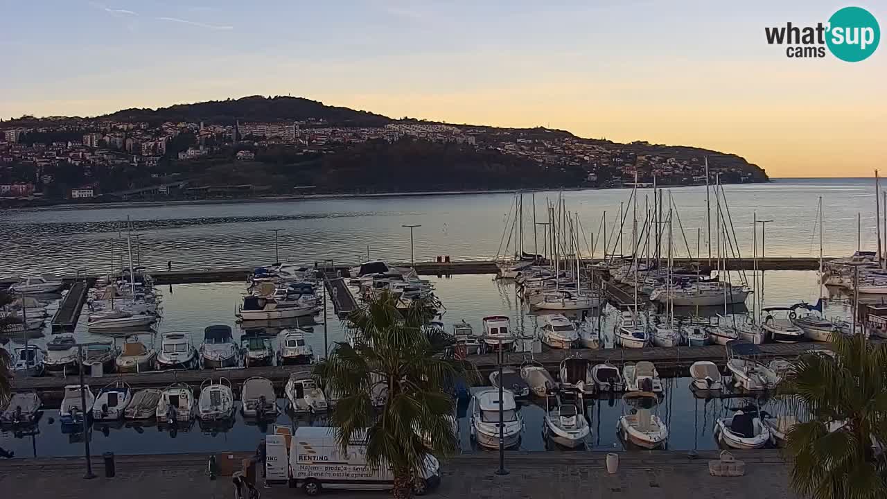 Webcam Capodistria – marina e lungo mare dall’Hotel Grand Koper