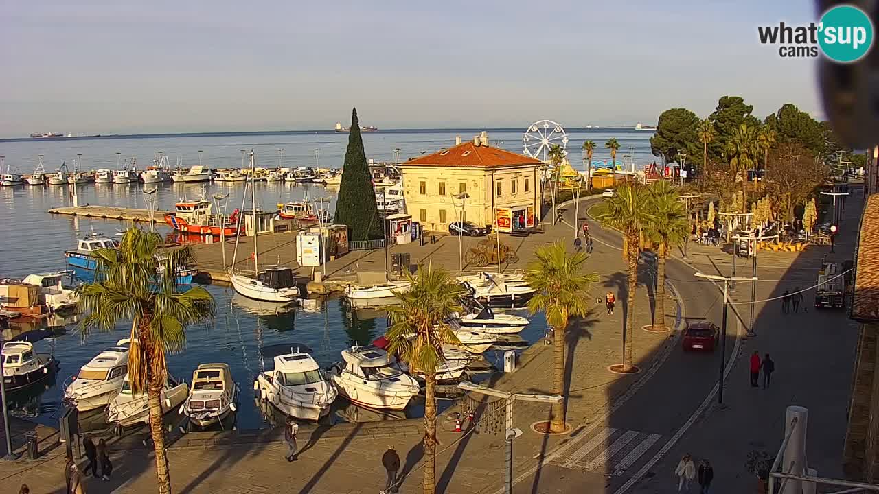 Web kamera Koper – marina i promenada – hotel Grand Koper