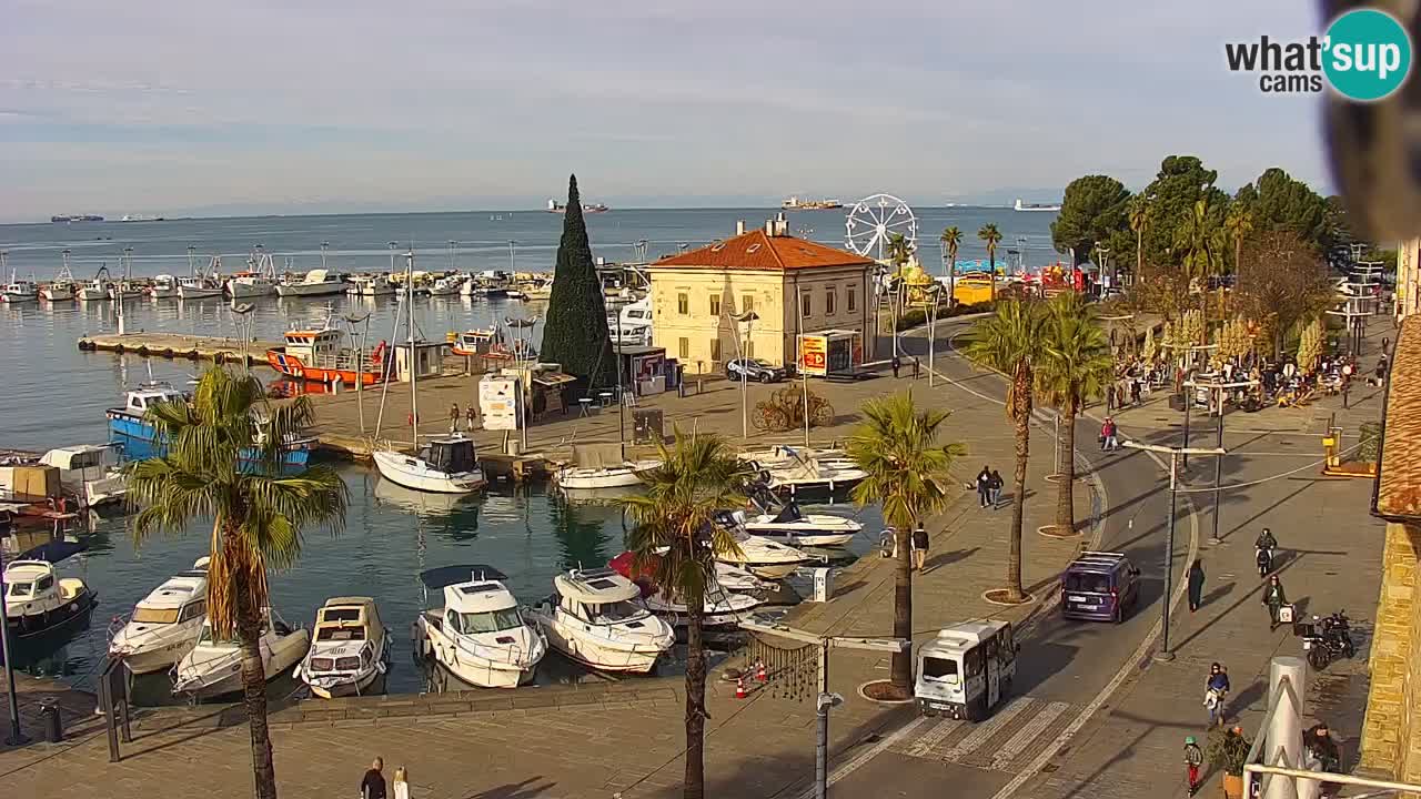 Web kamera Koper – marina i promenada – hotel Grand Koper