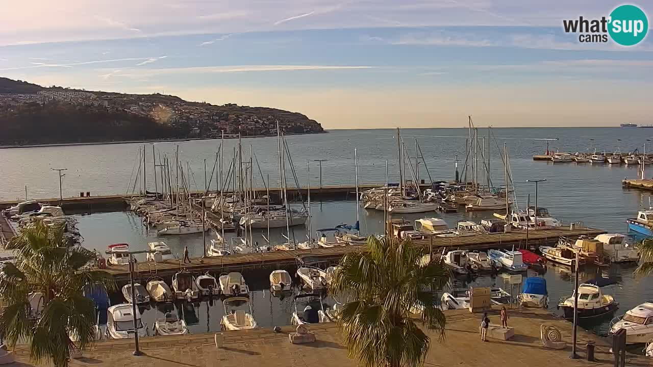 Web kamera Koper – marina i promenada – hotel Grand Koper