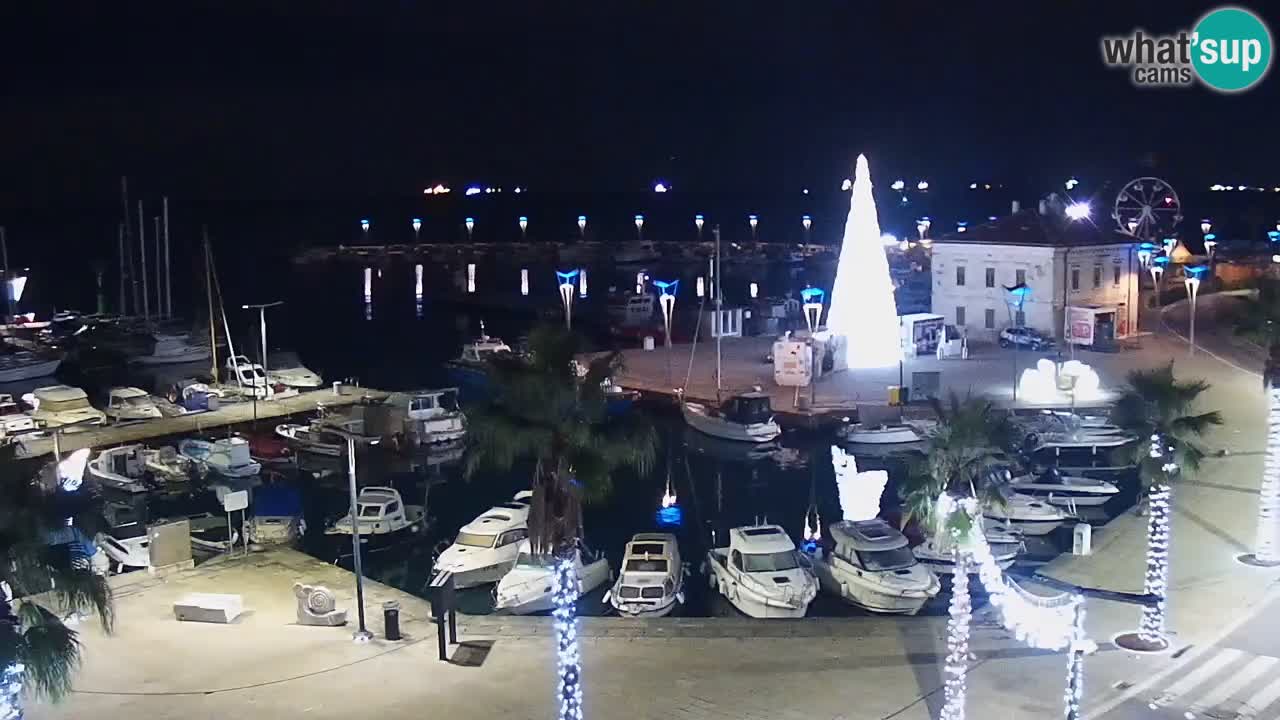 Webcam Koper – Panorama des Jachthafens und der Promenade vom Hotel Grand Koper