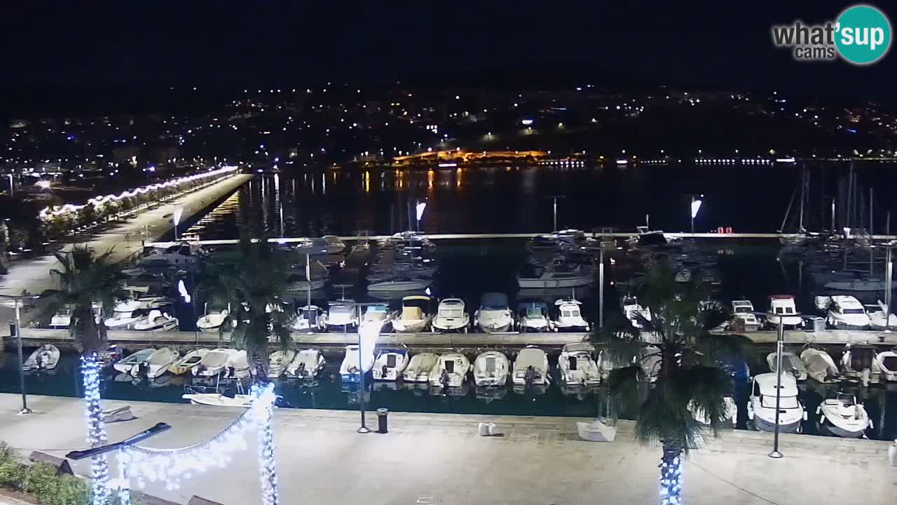 Camera en vivo Koper – puerto deportivo y paseo marítimo desde el Hotel Grand Koper
