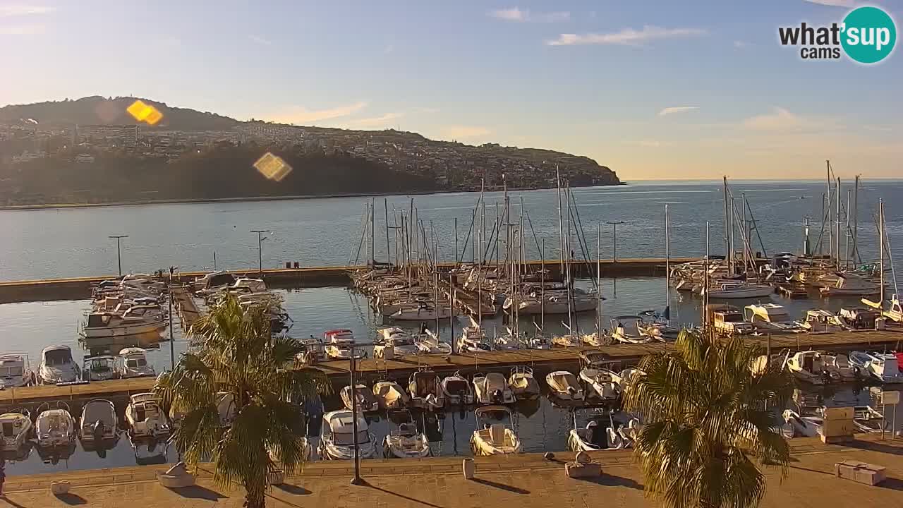 Webcam Koper – Panorama of the marina and promenade from the Grand Hotel Koper
