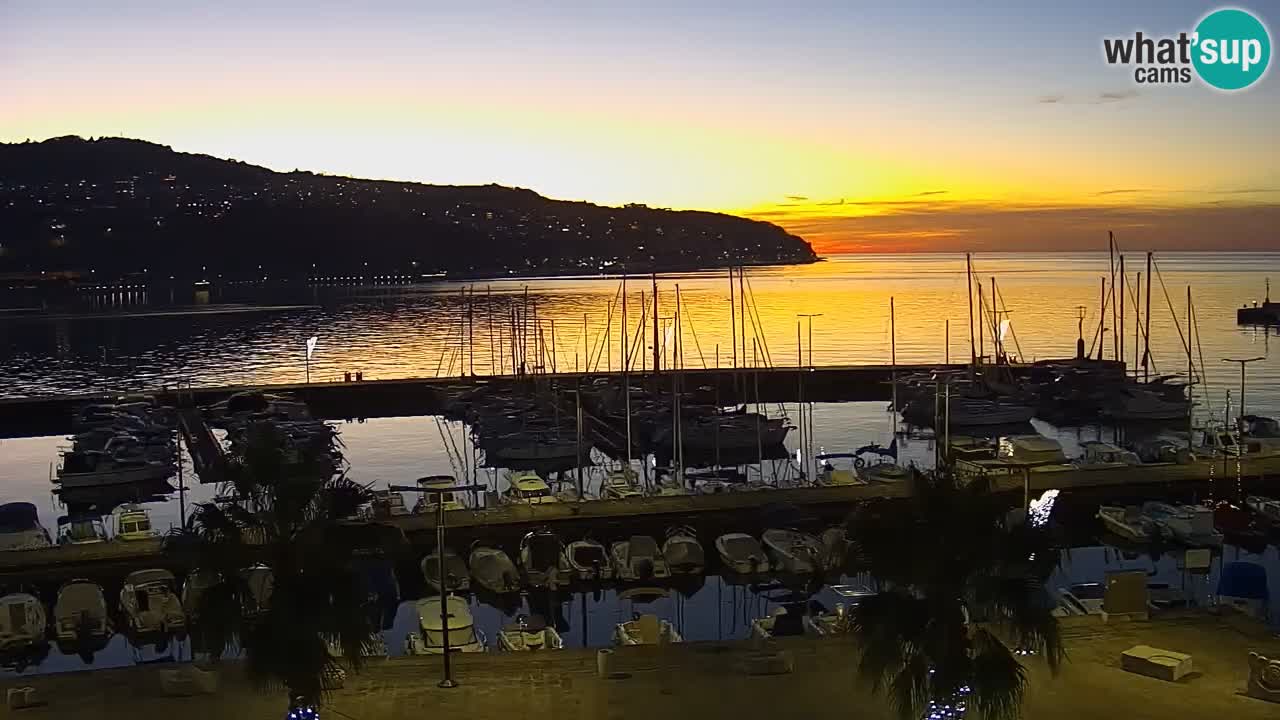Webcam Capodistria – marina e lungo mare dall’Hotel Grand Koper