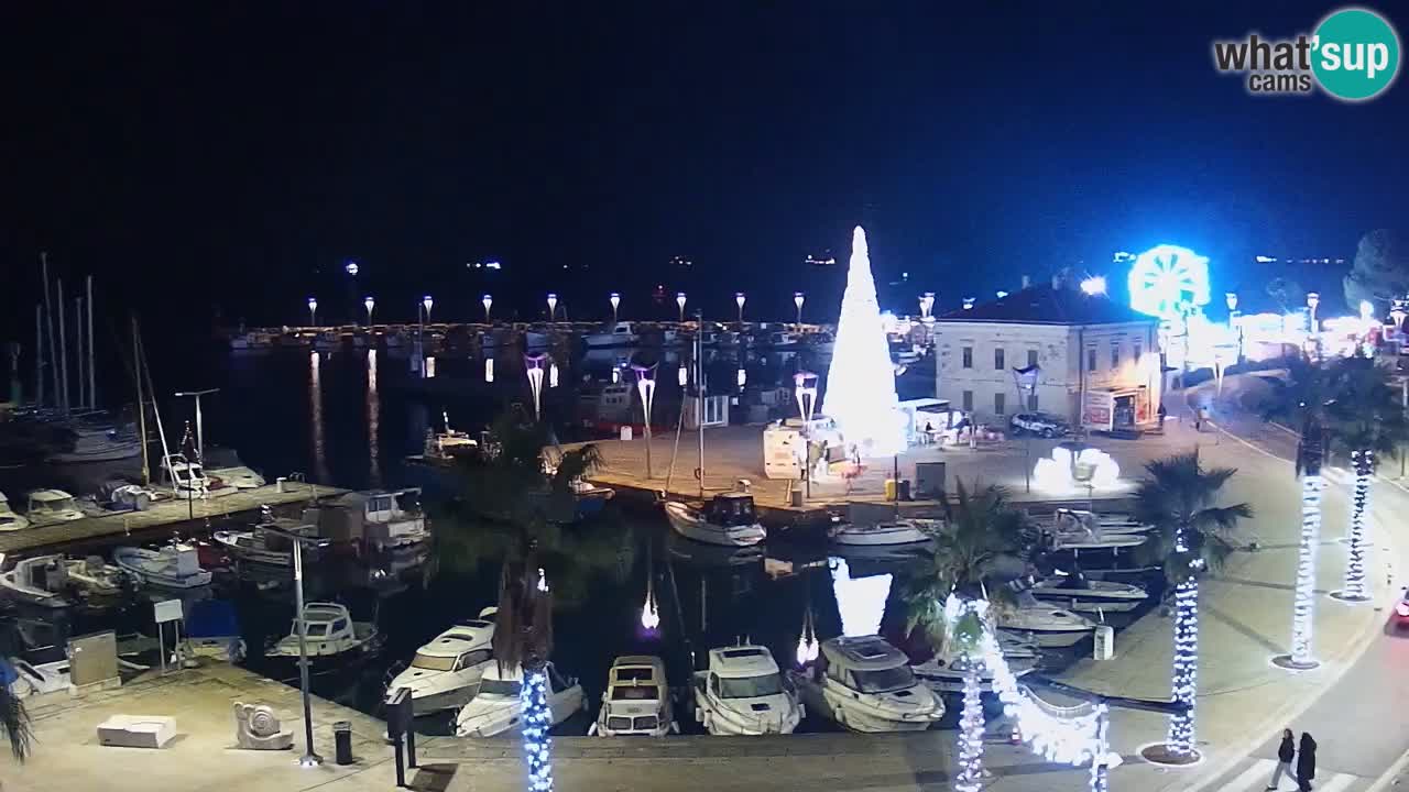 Spletna kamera Luka Koper v živo – Potniški terminal in tovorno pristanišče – Slovenija