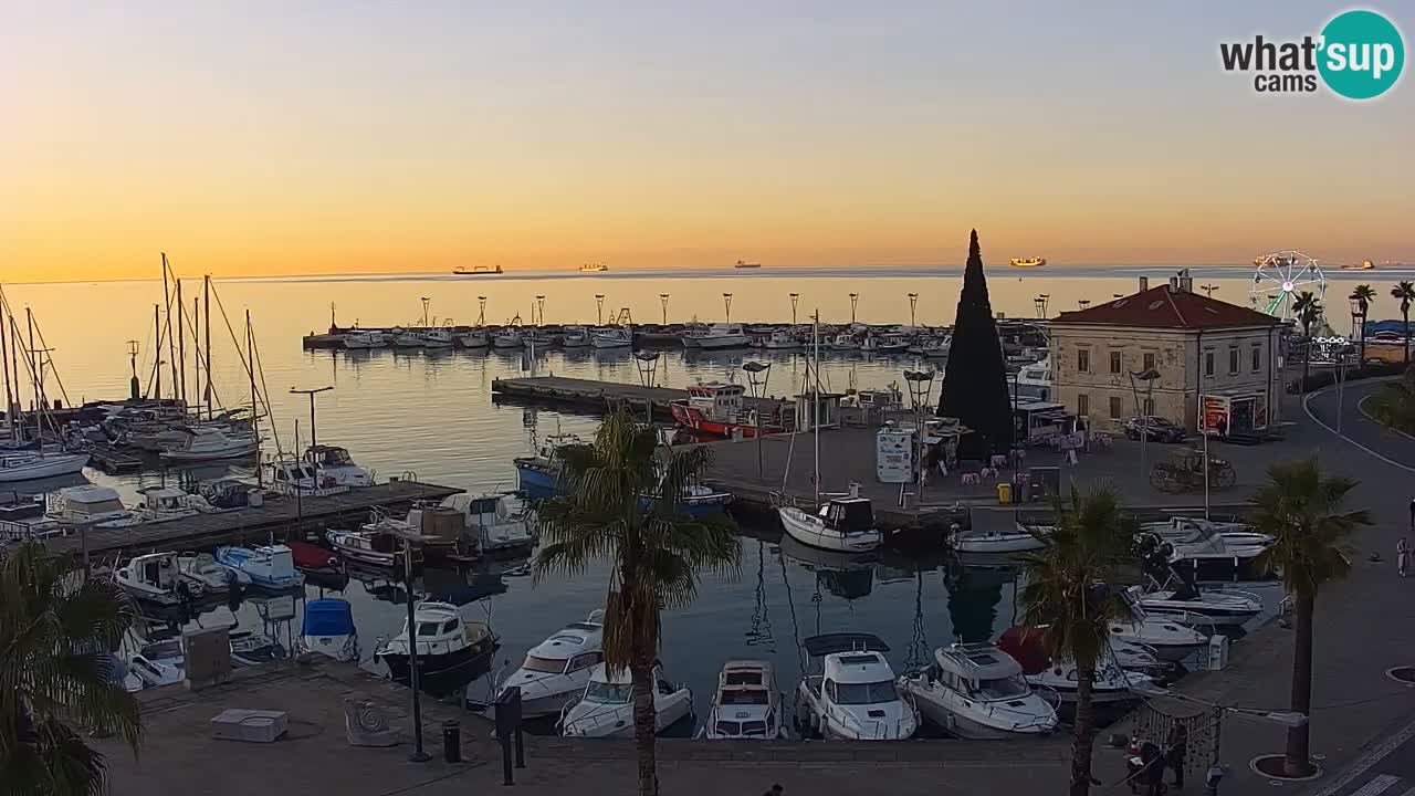 Webcam Capodistria – marina e lungo mare dall’Hotel Grand Koper