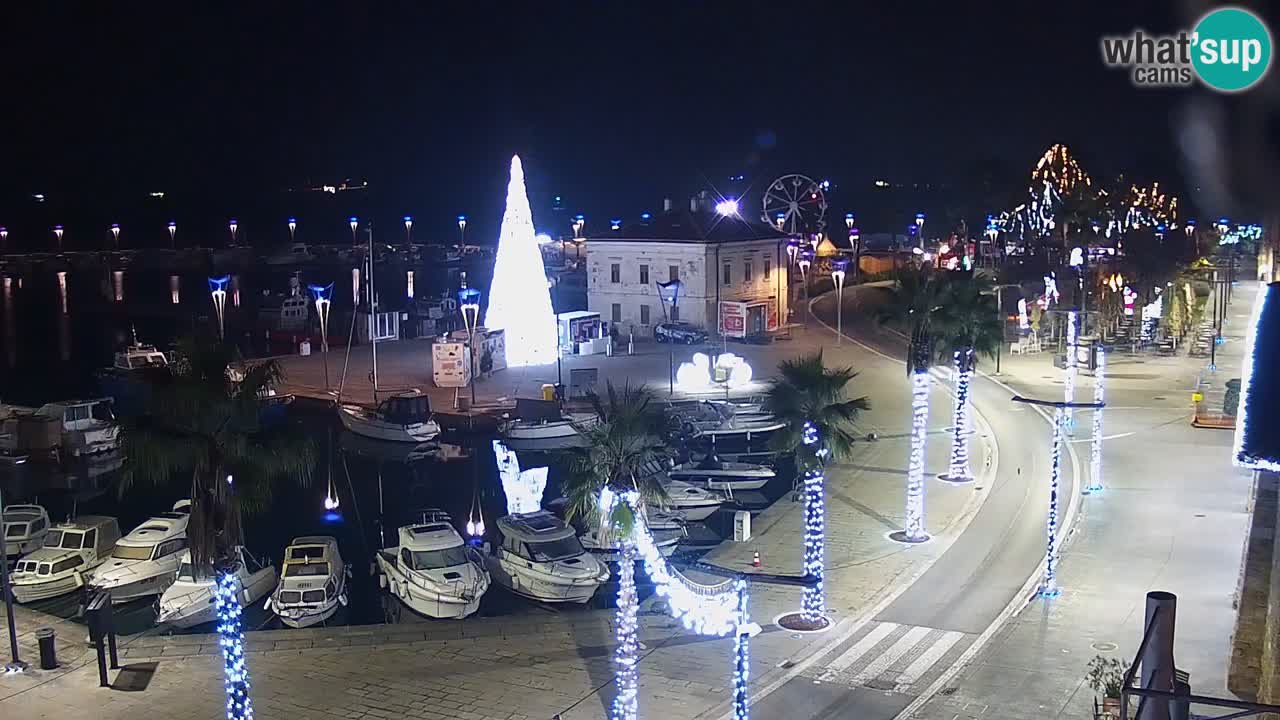 Spletna kamera Koper – Panorama na marino in promenado s Hotela Grand Koper