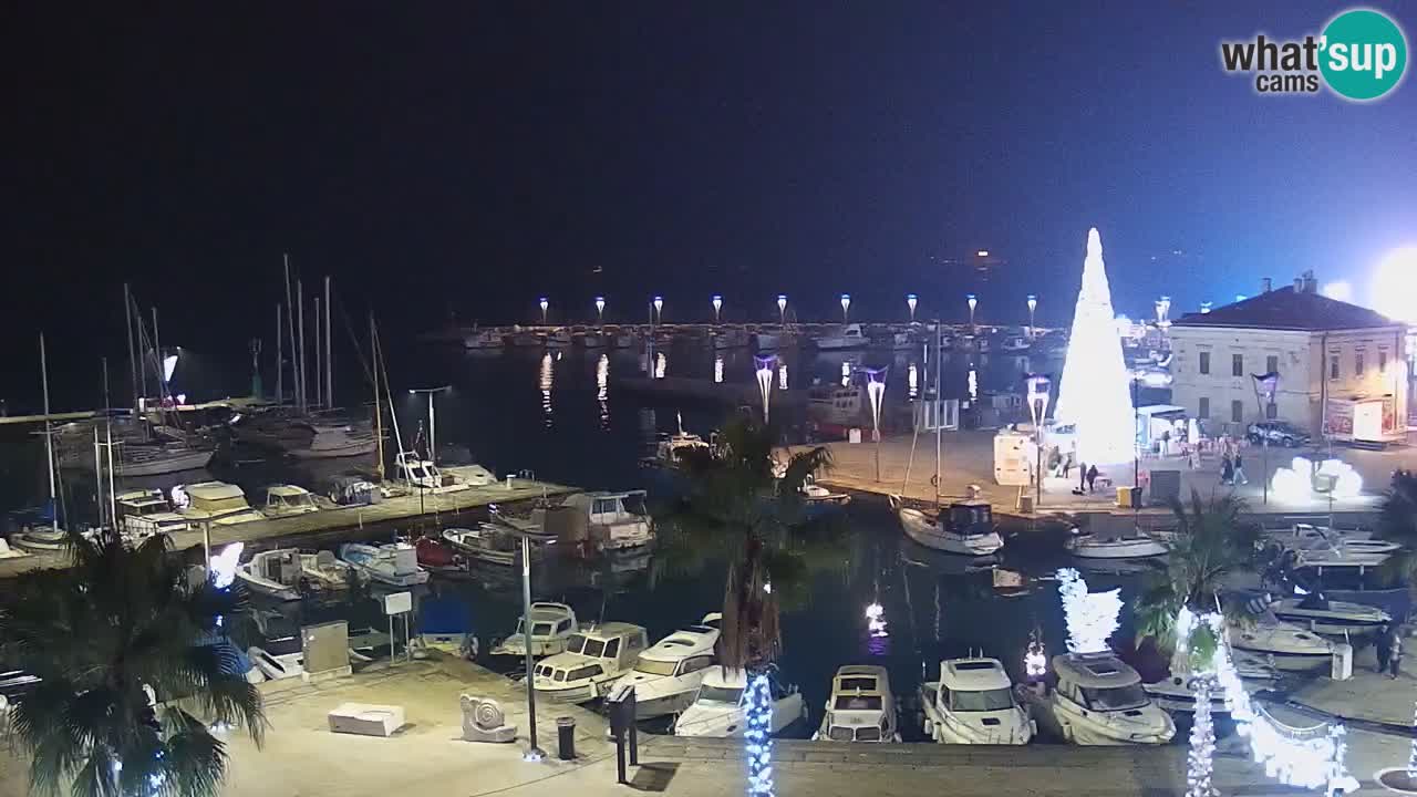 Spletna kamera Koper – Panorama na marino in promenado s Hotela Grand Koper