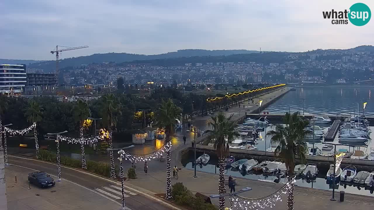 Der Hafen von Koper Live-Webcam – Kreuzfahrt- und Frachthafen – Slowenien