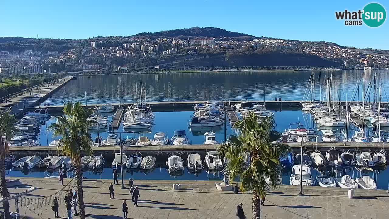 Webcam Koper – Panorama of the marina and promenade from the Grand Hotel Koper