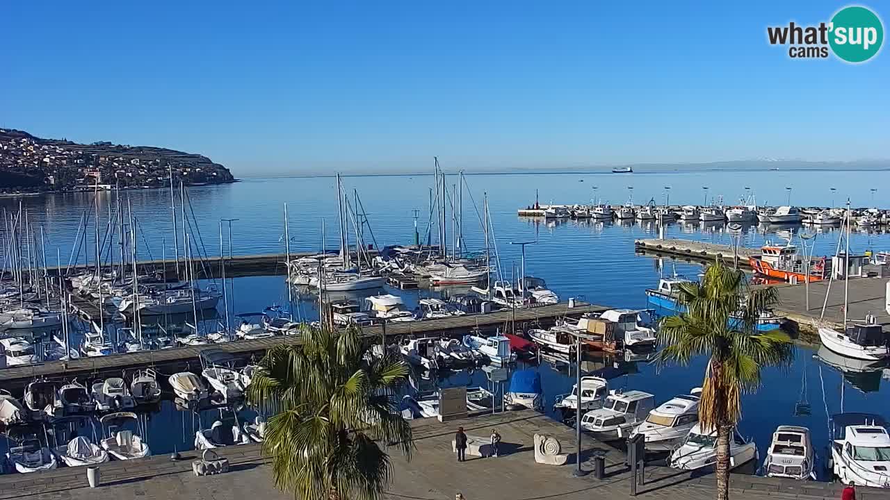 Webcam Koper – Panorama de la marina et de la promenade depuis le Grand Hotel Koper