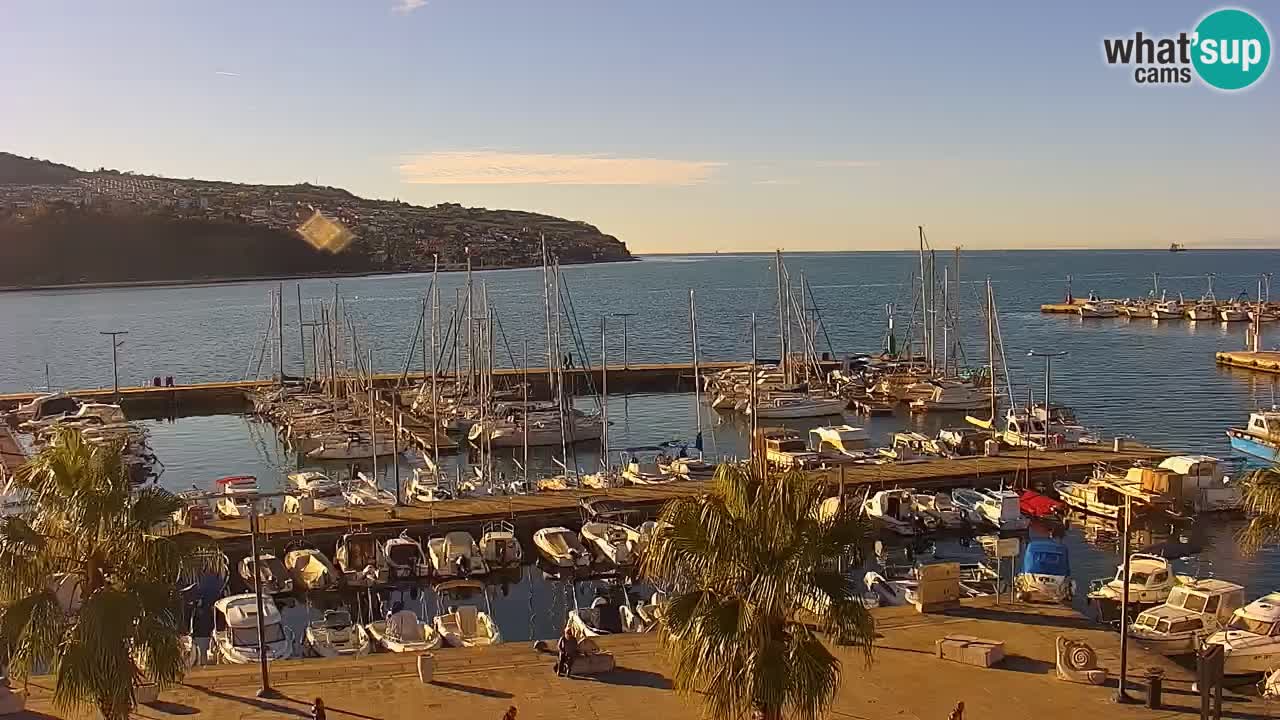 Webcam Koper – Panorama de la marina et de la promenade depuis le Grand Hotel Koper