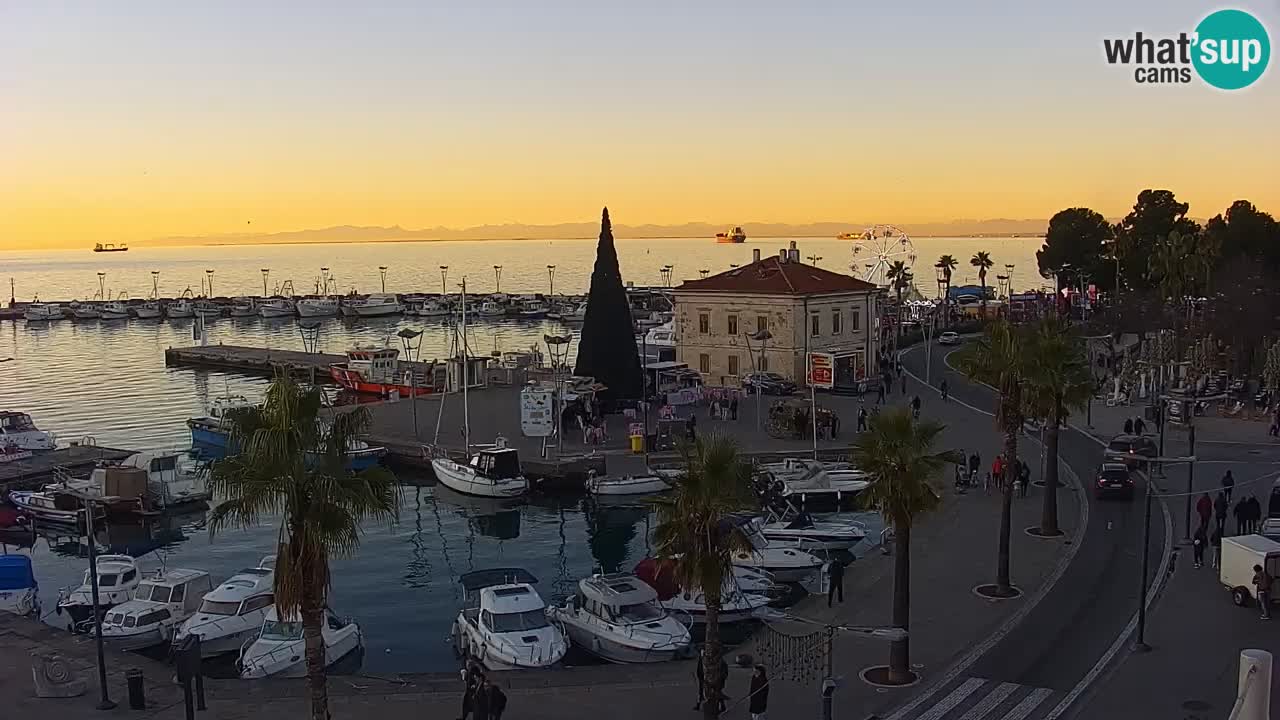 Webcam Capodistria – marina e lungo mare dall’Hotel Grand Koper