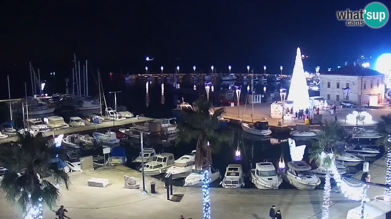 Webcam Koper – Panorama des Jachthafens und der Promenade vom Hotel Grand Koper