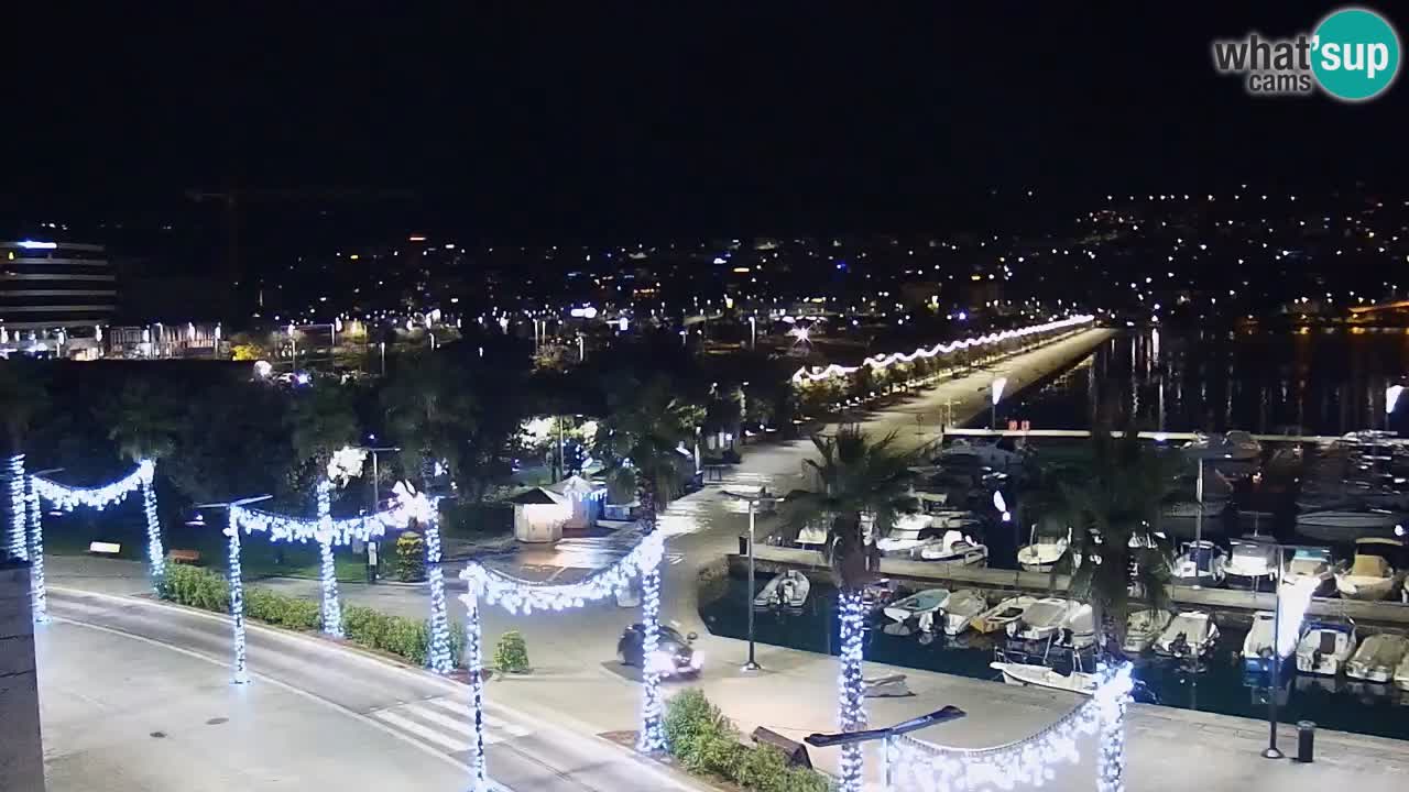 Spletna kamera Koper – Panorama na marino in promenado s Hotela Grand Koper