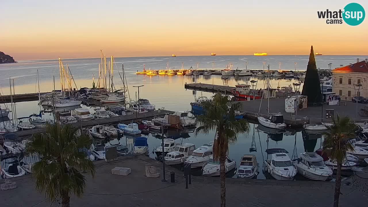 Webcam Capodistria – marina e lungo mare dall’Hotel Grand Koper
