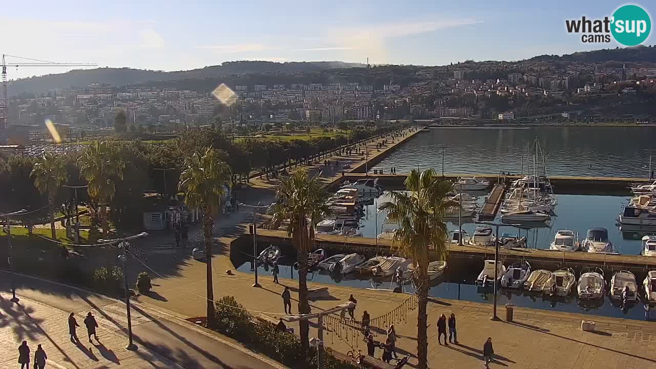 Webcam Capodistria – marina e lungo mare dall’Hotel Grand Koper