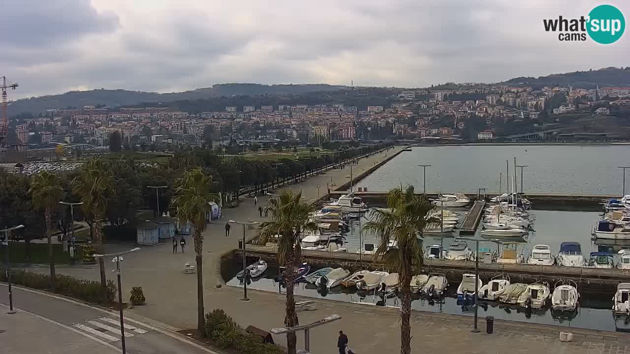 The Port of Koper live webcam – cruise and cargo port – Slovenia