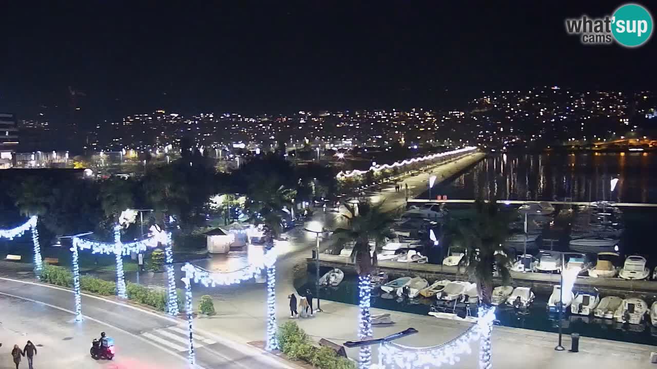 Webcam Koper – Panorama of the marina and promenade from the Grand Hotel Koper