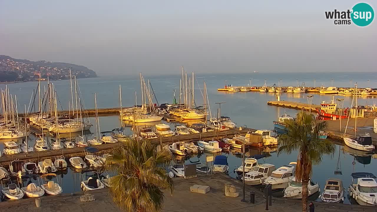Webcam Capodistria – marina e lungo mare dall’Hotel Grand Koper