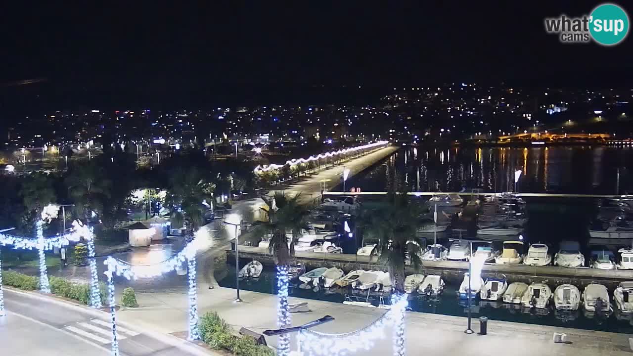Webcam Koper – Panorama des Jachthafens und der Promenade vom Hotel Grand Koper