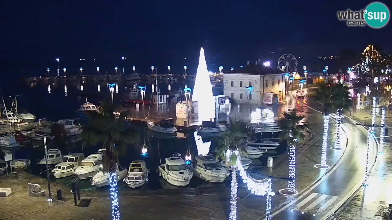 Spletna kamera Koper – Panorama na marino in promenado s Hotela Grand Koper