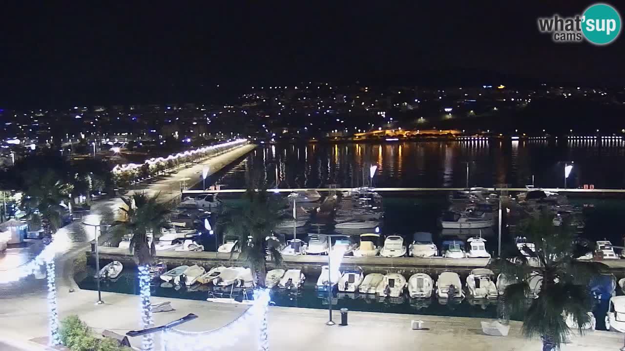 Webcam Koper – Panorama des Jachthafens und der Promenade vom Hotel Grand Koper