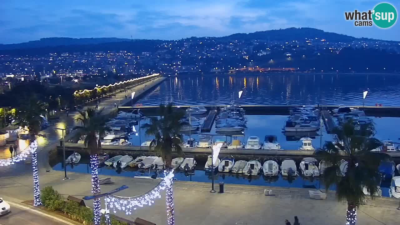 Web kamera Koper – marina i promenada – hotel Grand Koper