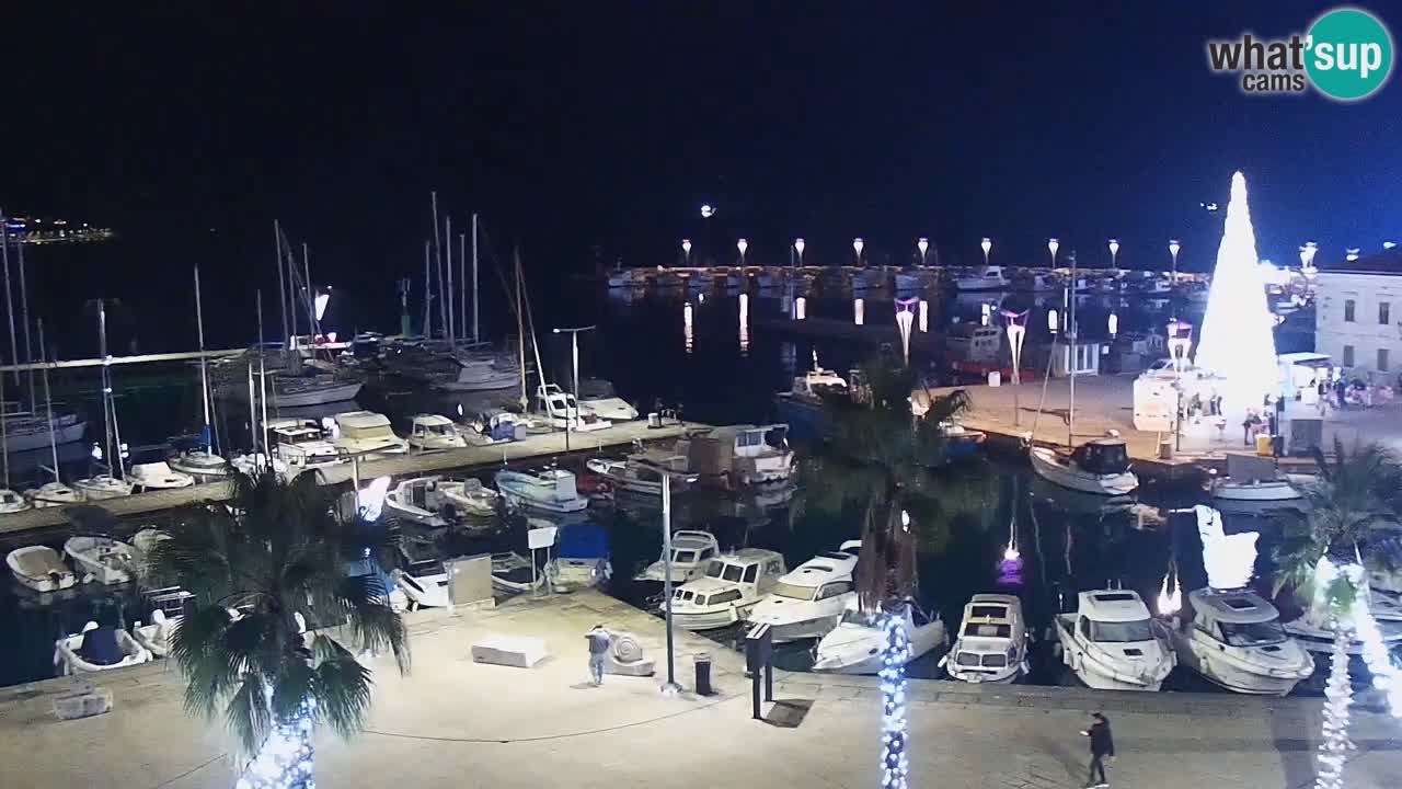 Webcam Koper – Panorama des Jachthafens und der Promenade vom Hotel Grand Koper