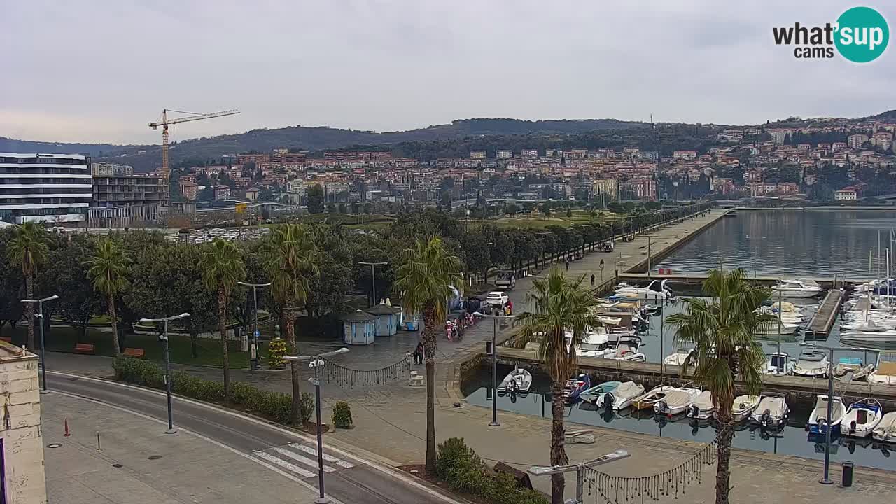 Webcam Koper – Panorama of the marina and promenade from the Grand Hotel Koper