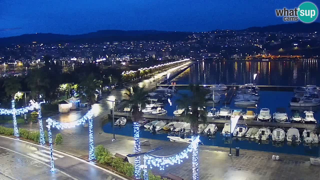 Webcam Koper – Panorama of the marina and promenade from the Grand Hotel Koper