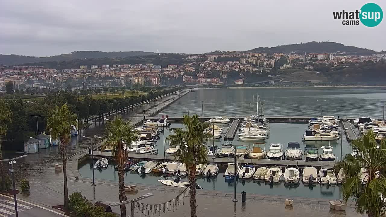 Webcam Koper – Panorama de la marina et de la promenade depuis le Grand Hotel Koper