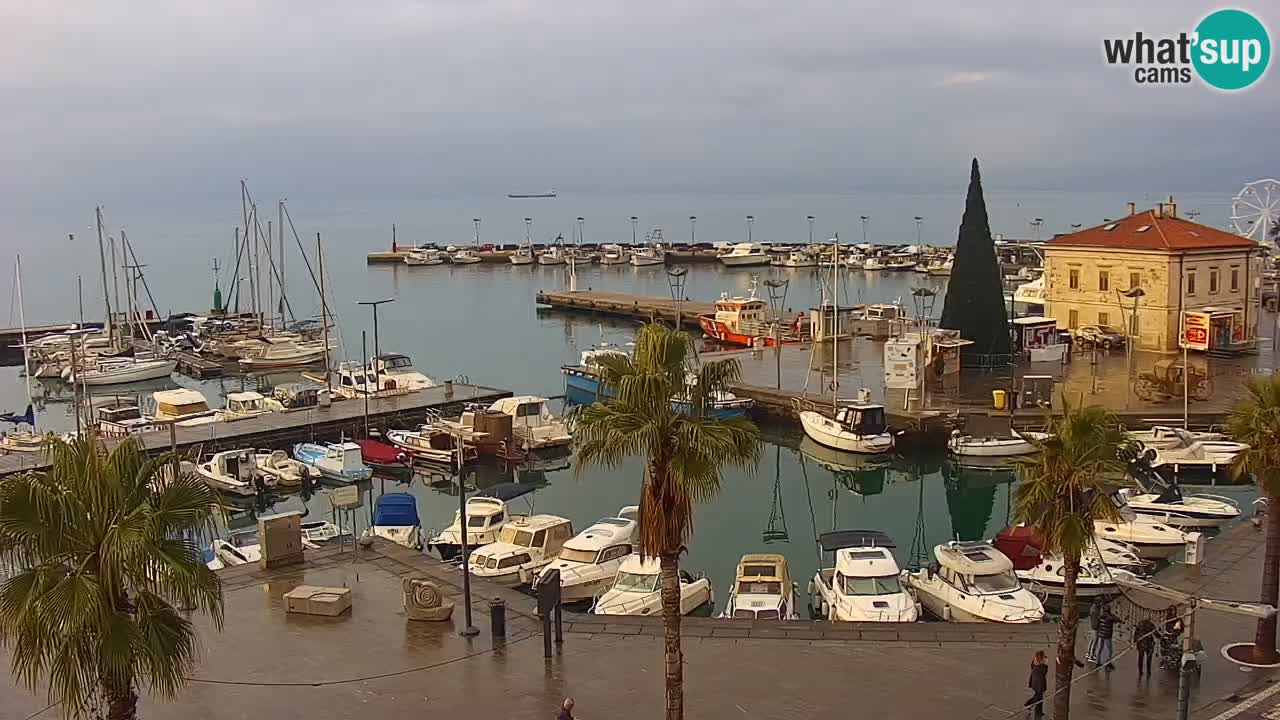 Camera en vivo Koper – puerto deportivo y paseo marítimo desde el Hotel Grand Koper