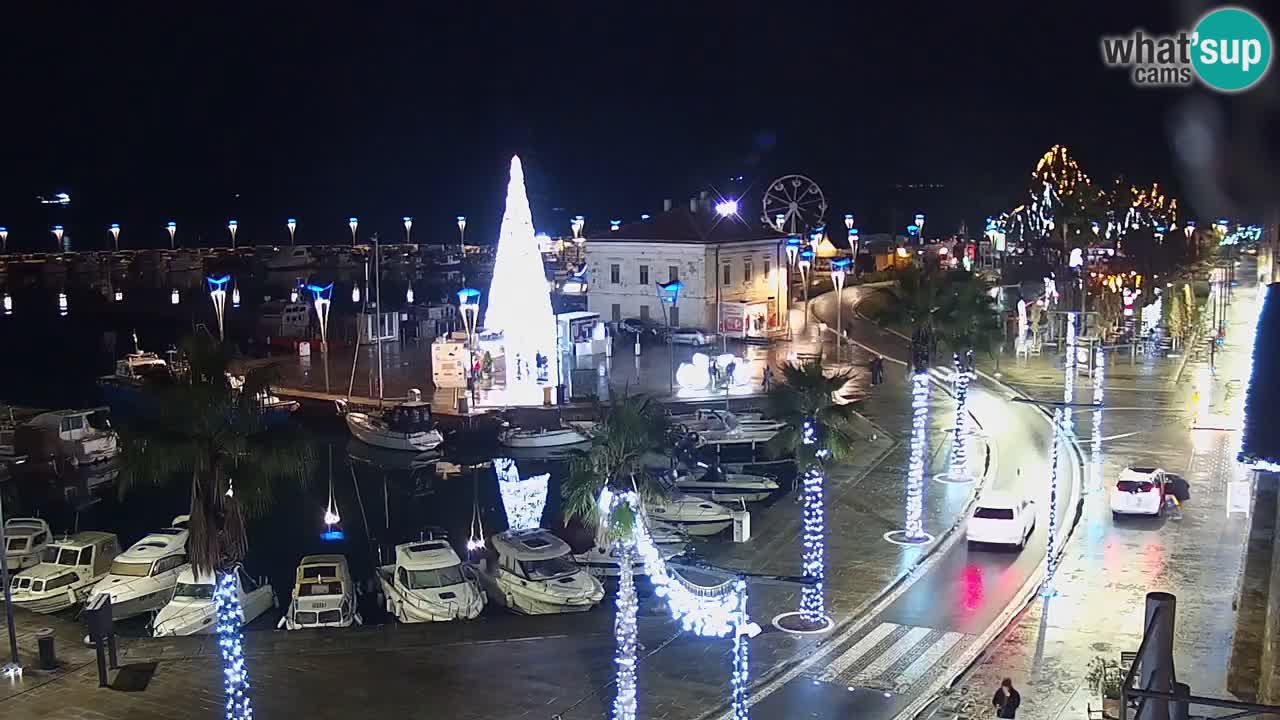 Webcam Koper – Panorama des Jachthafens und der Promenade vom Hotel Grand Koper