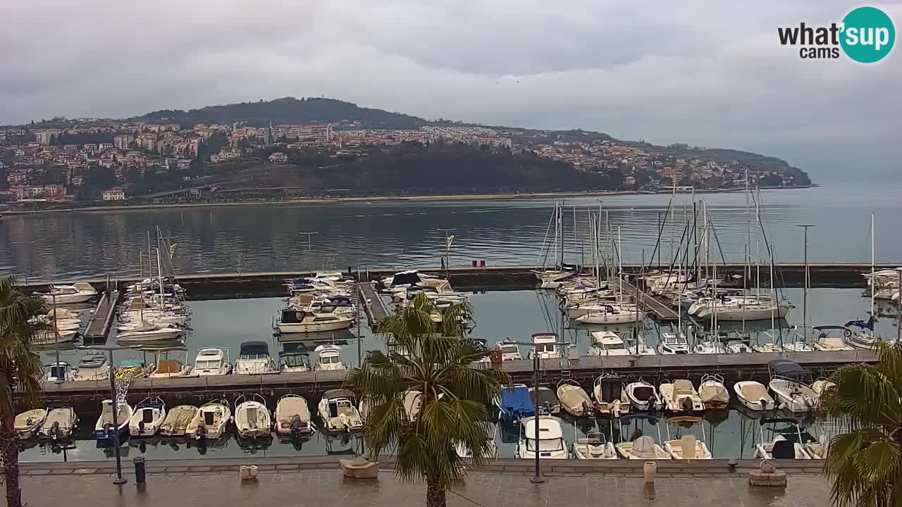 Camera en vivo Koper – puerto deportivo y paseo marítimo desde el Hotel Grand Koper