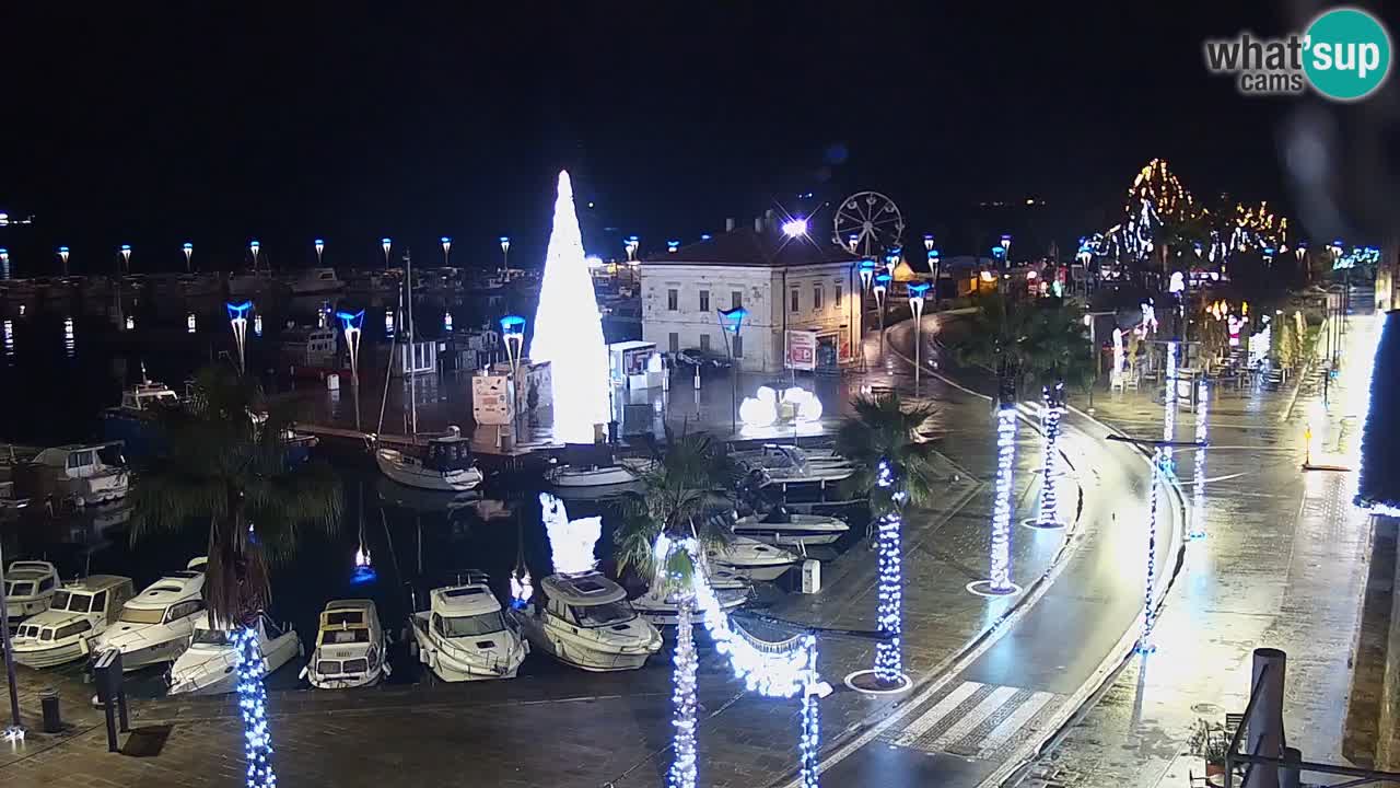 Webcam Koper – Panorama des Jachthafens und der Promenade vom Hotel Grand Koper
