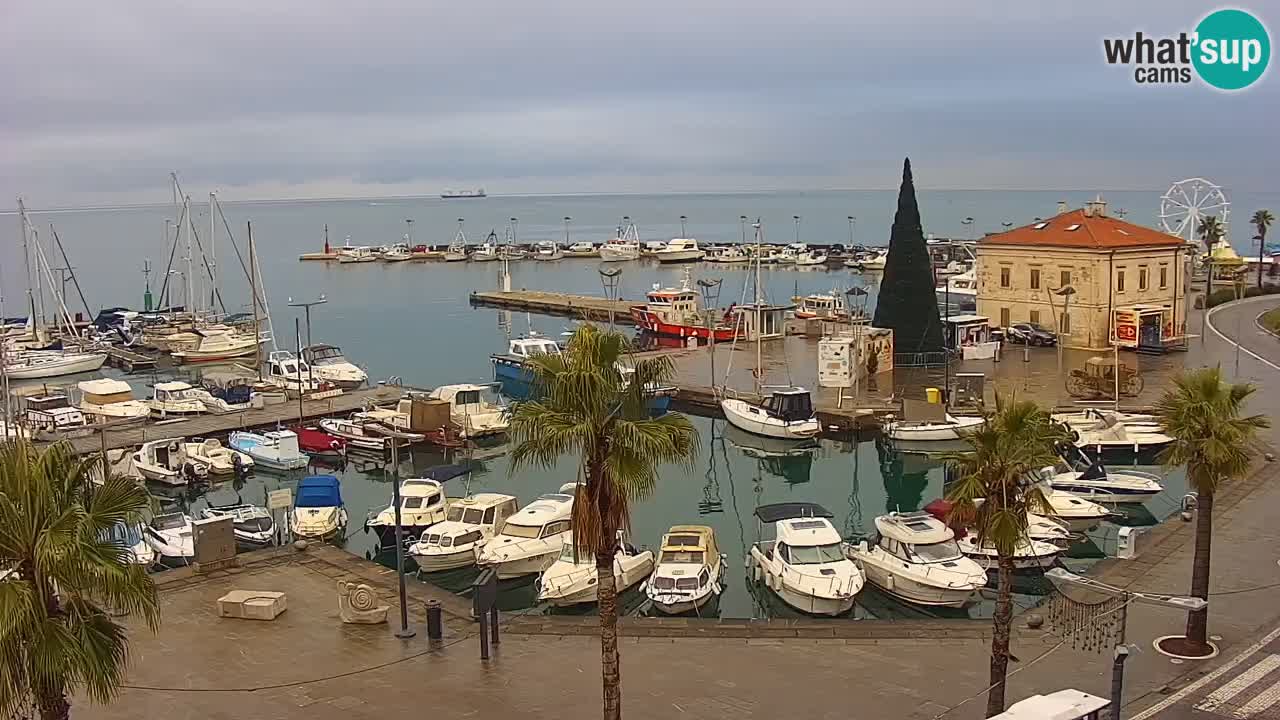 Webcam Koper – Panorama de la marina et de la promenade depuis le Grand Hotel Koper