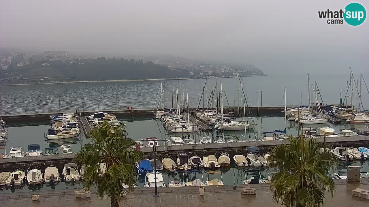 Webcam Koper – Panorama de la marina et de la promenade depuis le Grand Hotel Koper