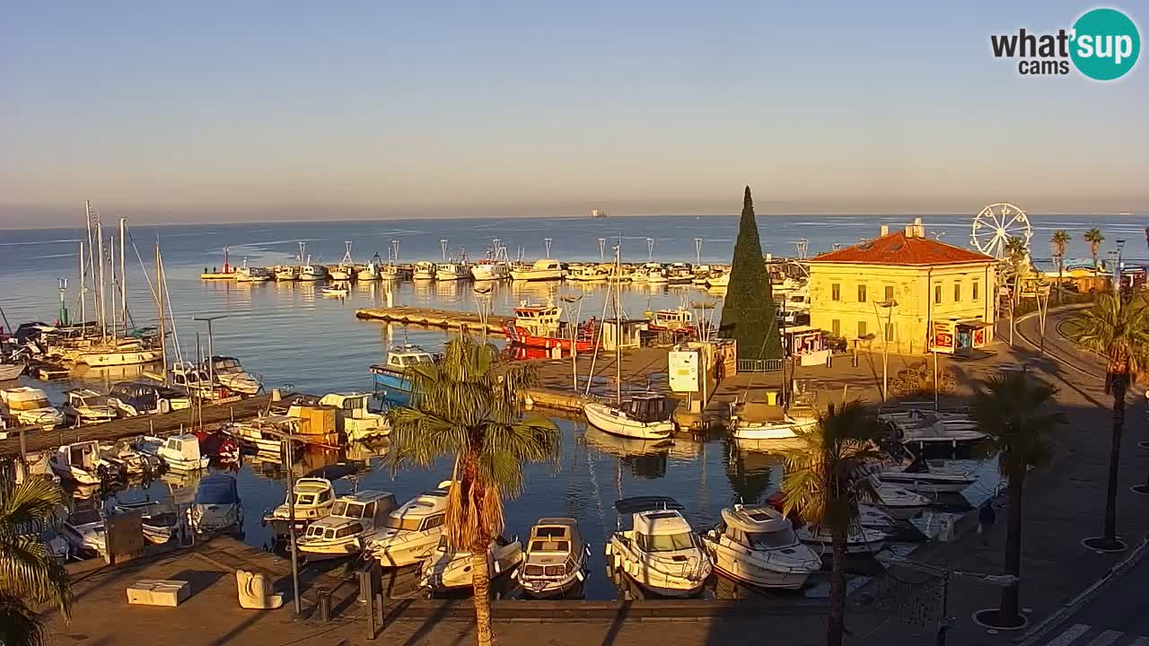 Web kamera Koper – marina i promenada – hotel Grand Koper