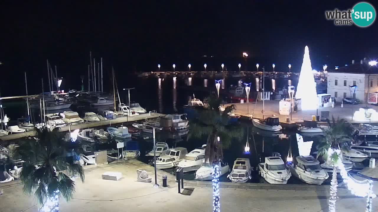 Webcam Koper – Panorama des Jachthafens und der Promenade vom Hotel Grand Koper