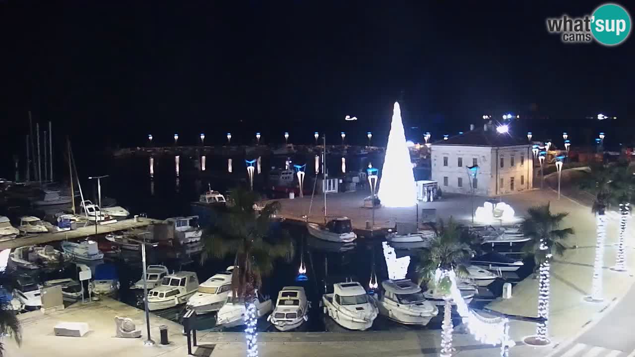 Spletna kamera Koper – Panorama na marino in promenado s Hotela Grand Koper
